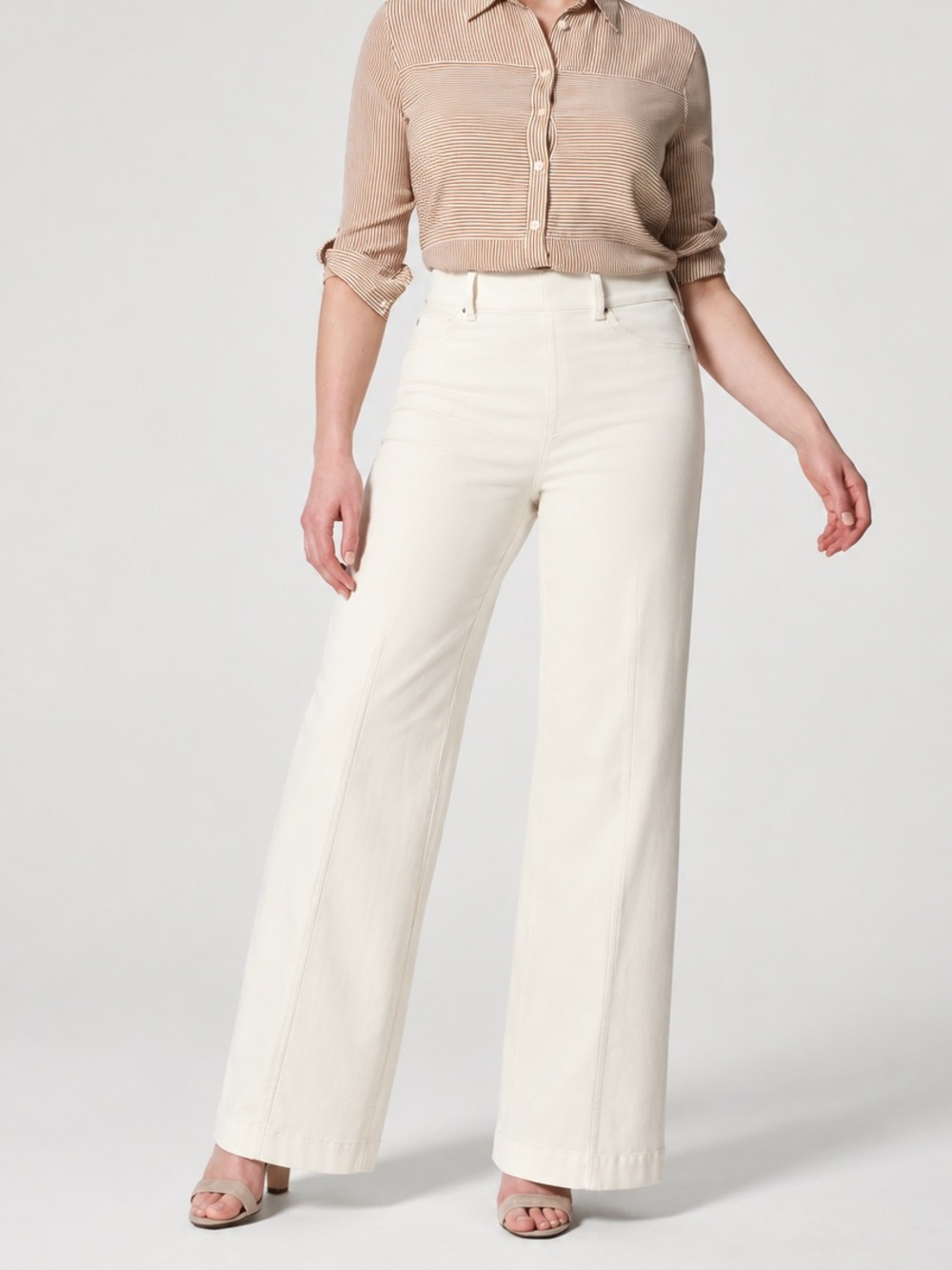 SPANX Seamed Front Wide Leg Jeans Ecru Size Medium NWT